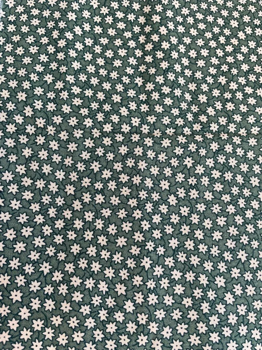 (2pc) 42x18” Green Tan Floral 100% Cotton Fabric Remnants